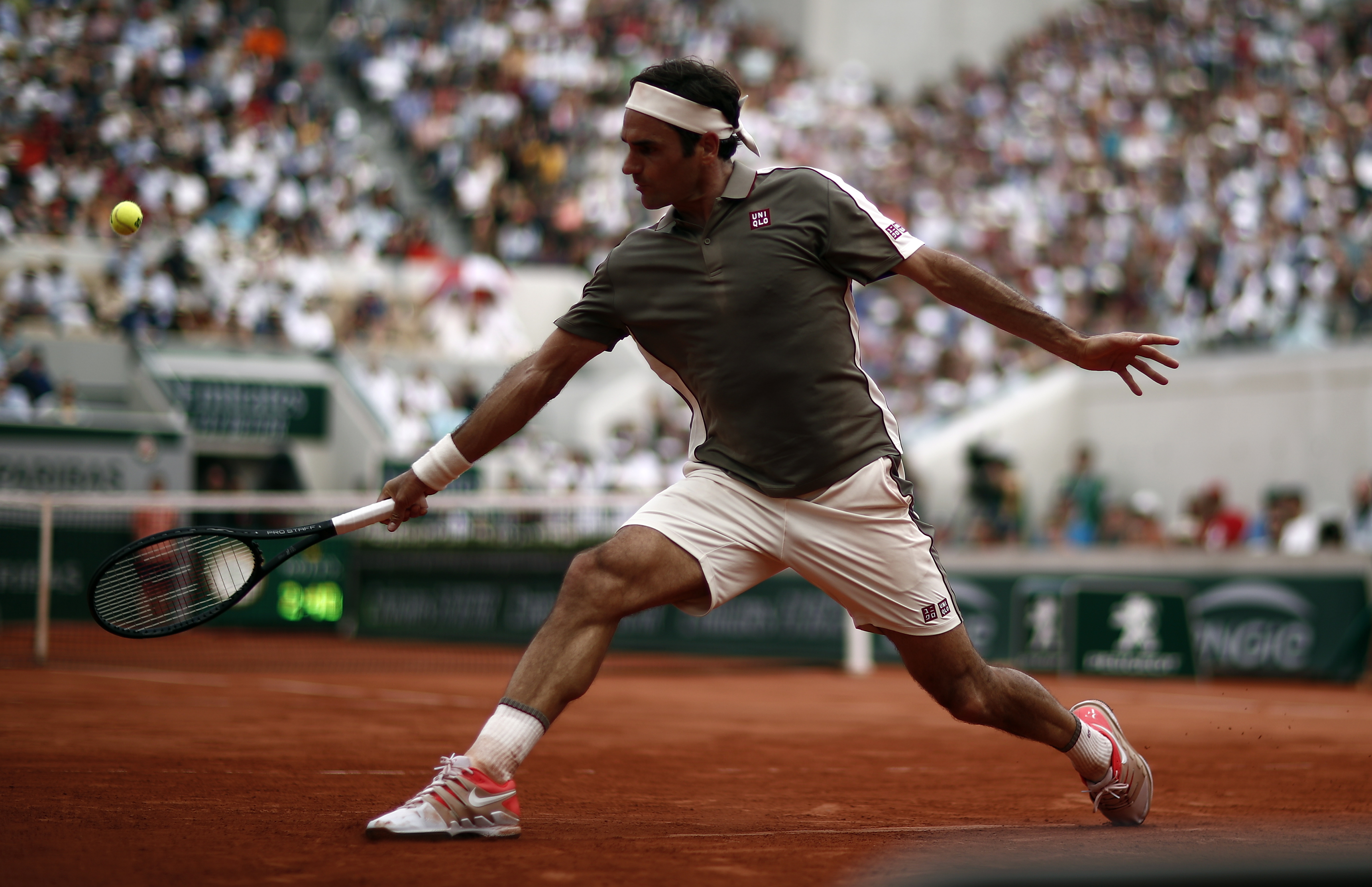 英国网球队绝地反击法国网球队，费德勒绝境逆转的简单介绍