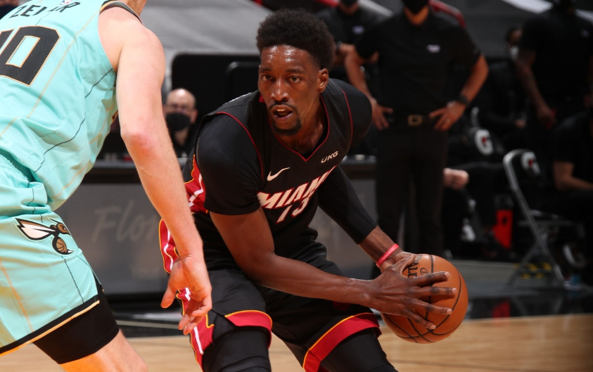 黄蜂翻盘热火B队，加里纳利三分雨点燃全场