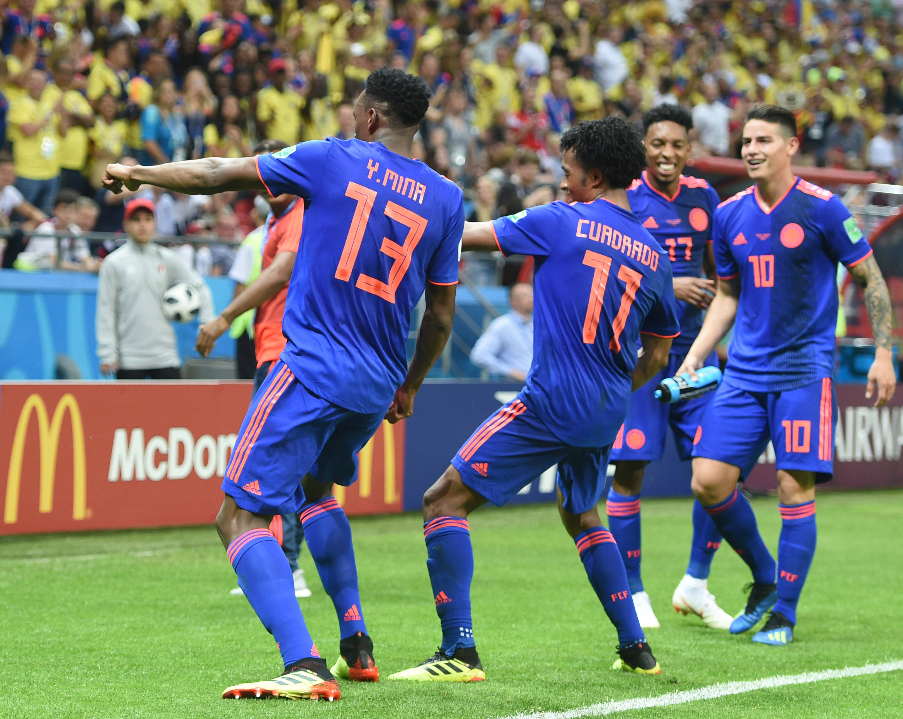 美洲杯战队状态火热，誓夺总冠军