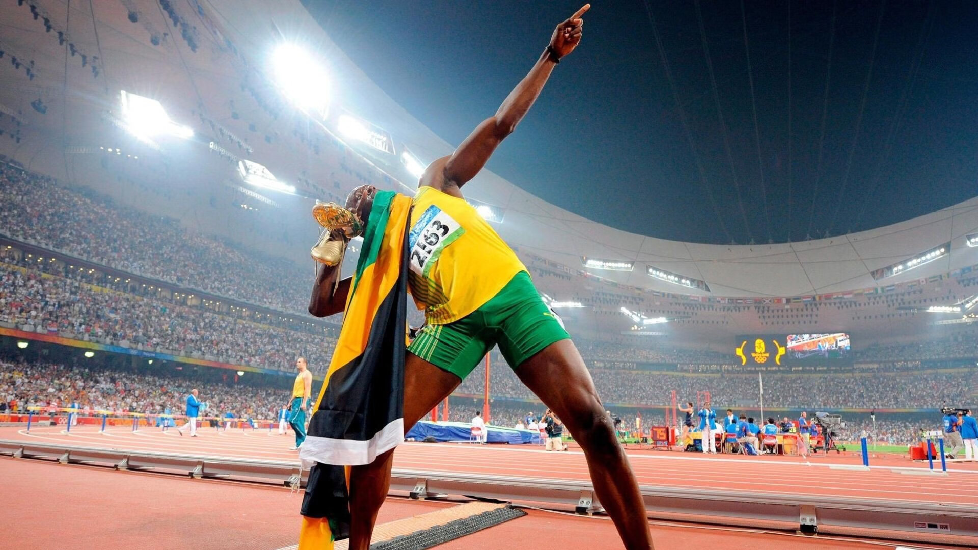 尼克斯鏖战灰熊，暗夜飓风突袭，唯一的胜利密码竟是浓眉哥？