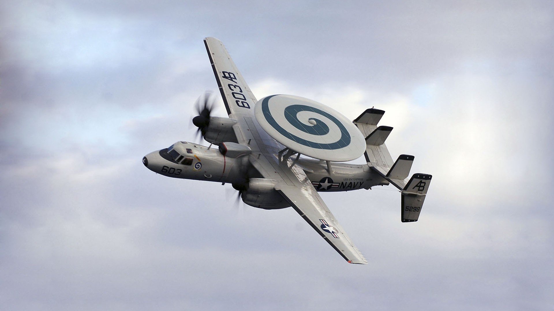 季后赛抢七之夜，奥斯梅恩，越喧嚣，越冷静